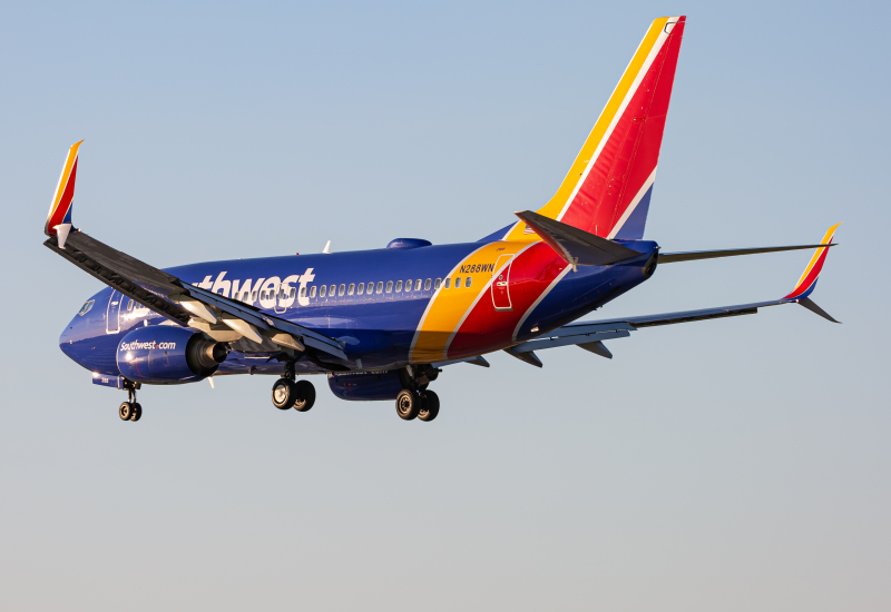 Photo of N288WN - Southwest Airlines Boeing 737-700 at BWI on AeroXplorer Aviation Database