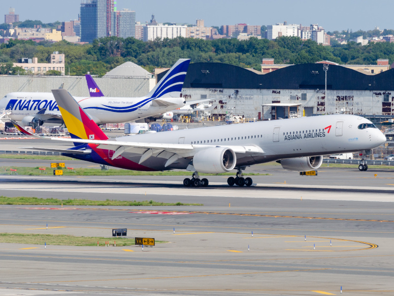Photo of HL8362 - Asiana Airlines Airbus A350-900 at JFK on AeroXplorer Aviation Database