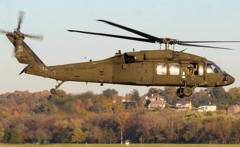 Photo of 0-26686 - US Army UH-60 Blackhawk at LUK on AeroXplorer Aviation Database