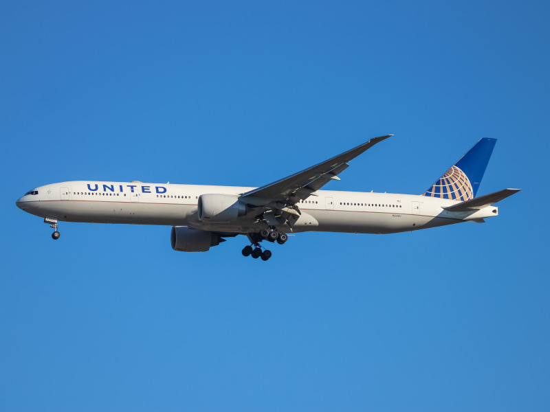 Photo of N2140U - United Airlines Boeing 777-300ER at IAD on AeroXplorer Aviation Database