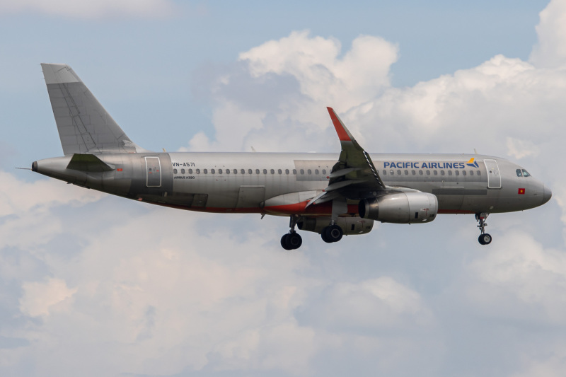 Photo of VN-A571 - Pacific Airlines Airbus A320 at SGN on AeroXplorer Aviation Database