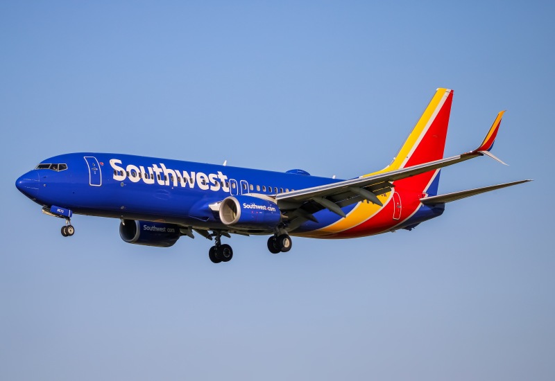 Photo of N8570W - Southwest Airlines Boeing 737-800 at BWI on AeroXplorer Aviation Database