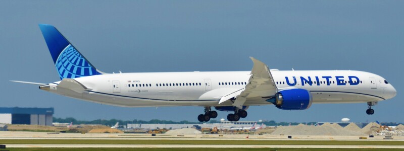Photo of N13013 - United Airlines Boeing 787-10 at ORD on AeroXplorer Aviation Database