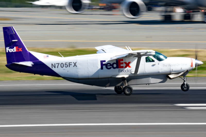 Photo of N705FX - FedEx Feeder Cessna 208 Grand Caravan at ANC on AeroXplorer Aviation Database