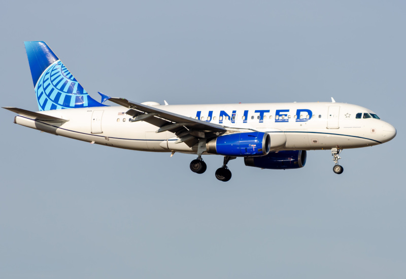 Photo of N834UA - United Airlines Airbus A319 at EWR on AeroXplorer Aviation Database