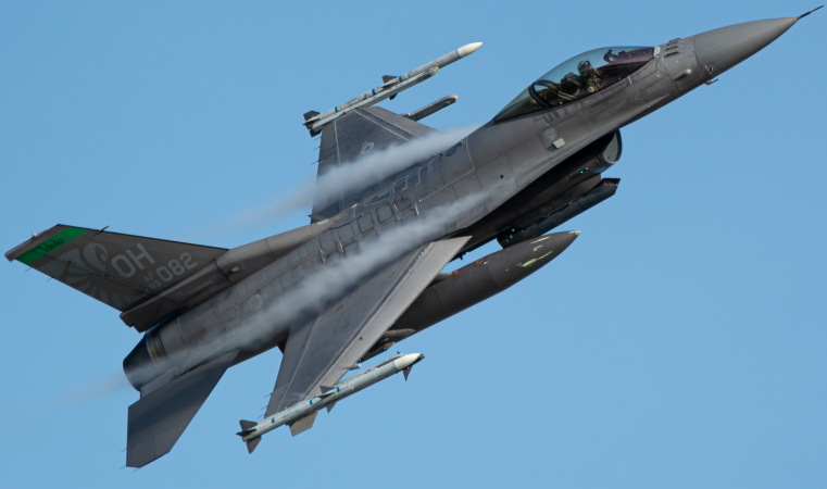 Photo of 89-2082 - USAF - United States Air Force General Dynamics F-16 Fighting Falcon at TOL on AeroXplorer Aviation Database