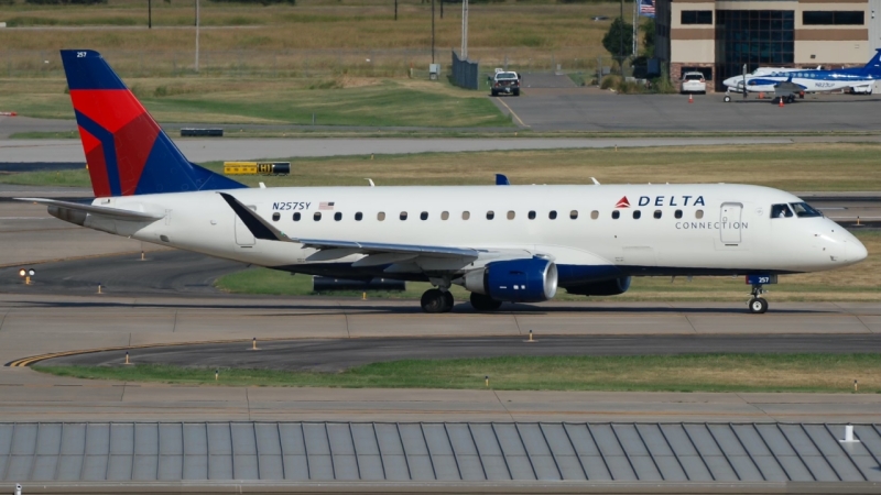 Photo of N257SY - Delta Connection Embraer E175 at OKC on AeroXplorer Aviation Database