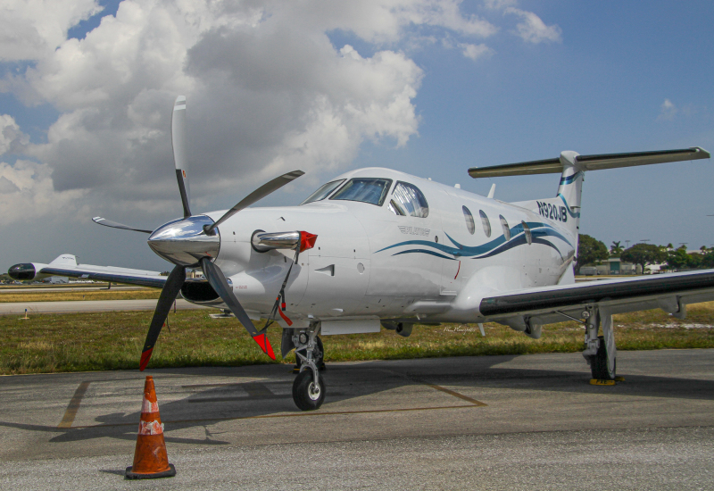 Photo of N920JB - PRIVATE Pilatus PC-12 at FXE on AeroXplorer Aviation Database