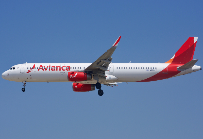 Photo of N692AV - Avianca Airbus A321-200 at LAX on AeroXplorer Aviation Database