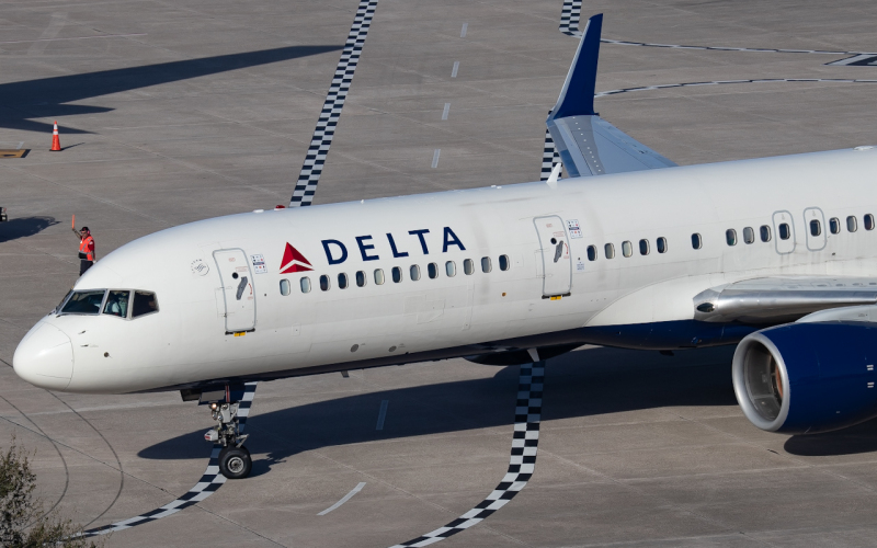 Photo of N667DN  - Delta Airlines Boeing 757-200 at TPA  on AeroXplorer Aviation Database