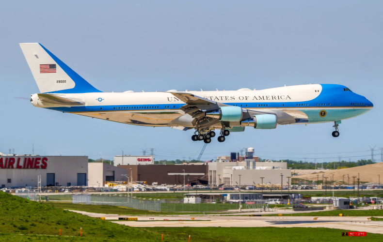 Photo of 29000 - USAF - United States Air Force VC25 at ORD on AeroXplorer Aviation Database