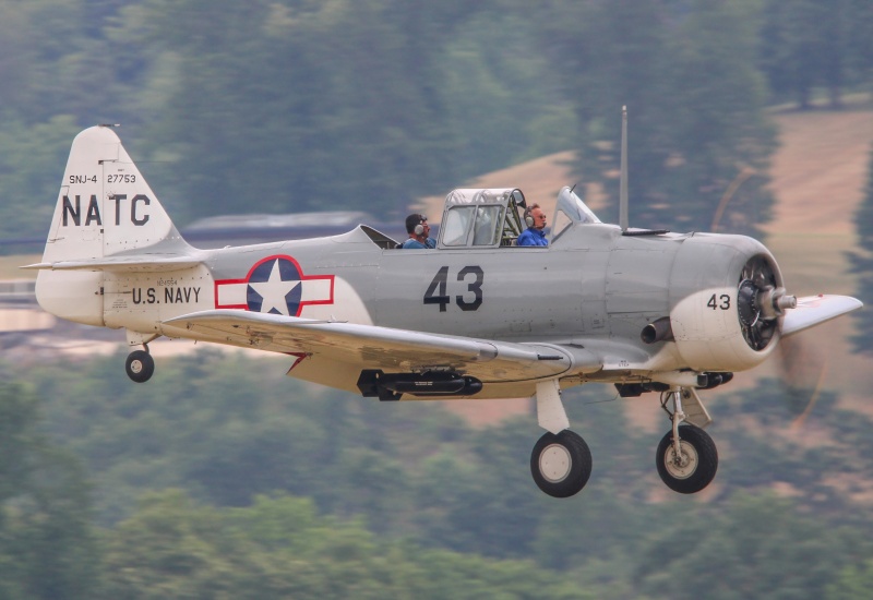Photo of N24554 - PRIVATE North American T-6 Texan at RDG on AeroXplorer Aviation Database