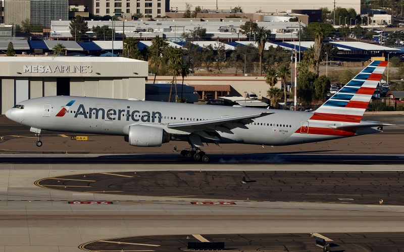 Photo of N771AN - American Airlines Boeing 777-200ER at PHX on AeroXplorer Aviation Database