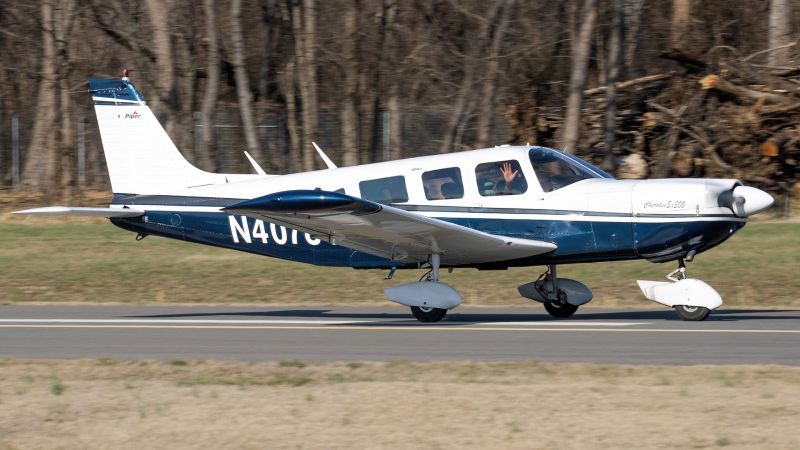 Photo of N40784 - PRIVATE Piper PA-32 at CGS on AeroXplorer Aviation Database