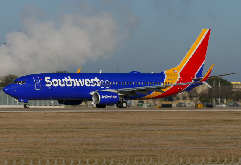 Photo of N8507C - Southwest Airlines Boeing 737-800 at AUS on AeroXplorer Aviation Database