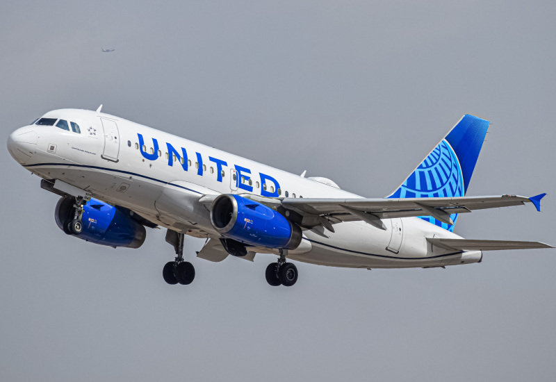 Photo of N847UA - United Airlines  Airbus A319 at DEN on AeroXplorer Aviation Database