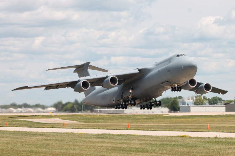 Photo of 	84-0062 - USAF - United States Air Force Lockheed C-5M Super Galaxy at KOSH on AeroXplorer Aviation Database