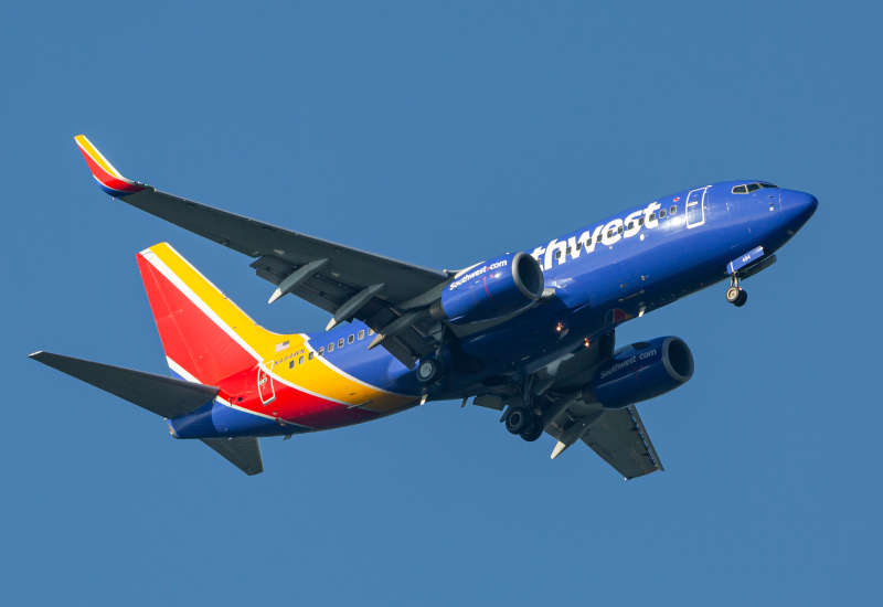Photo of N484WN - Southwest Airlines Boeing 737-700 at BWI on AeroXplorer Aviation Database