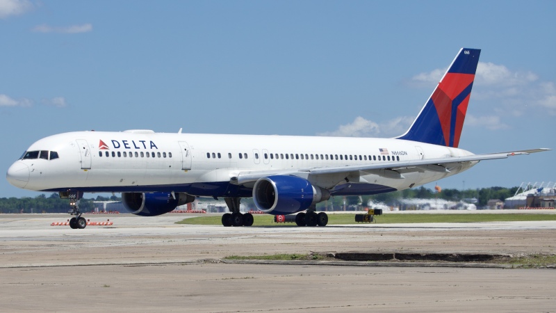 Photo of N666DN - Delta Airlines Boeing 757-200 at HOU on AeroXplorer Aviation Database