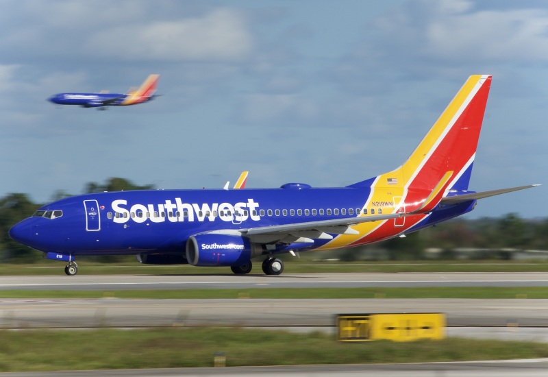 Photo of N219WN - Southwest Airlines Boeing 737-700 at MCO on AeroXplorer Aviation Database