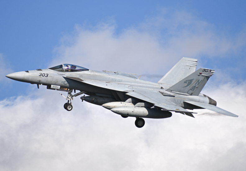 Photo of 168870 - USN - United States Navy Boeing F/A-18E/F Super Hornet at NZY on AeroXplorer Aviation Database