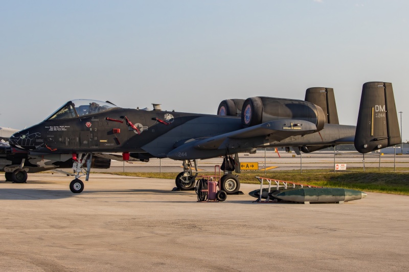 Photo of 80-0244 - USAF - United States Air Force Fairchild A-10 Thunderbolt at FLL on AeroXplorer Aviation Database