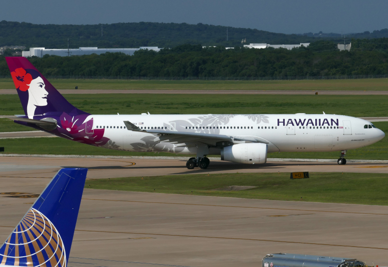 Photo of N383HA - Hawaiian Airlines Airbus A330-200 at AUS on AeroXplorer Aviation Database