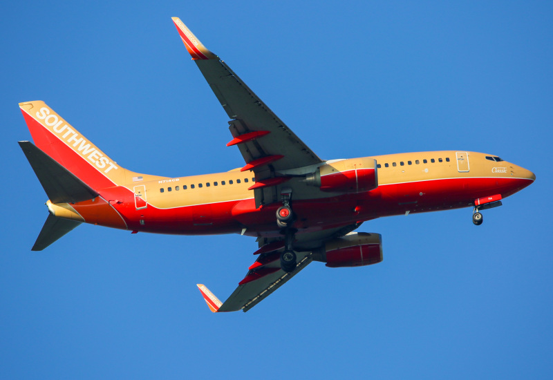 Photo of N714CB - Southwest Airlines Boeing 737-700 at BWI on AeroXplorer Aviation Database