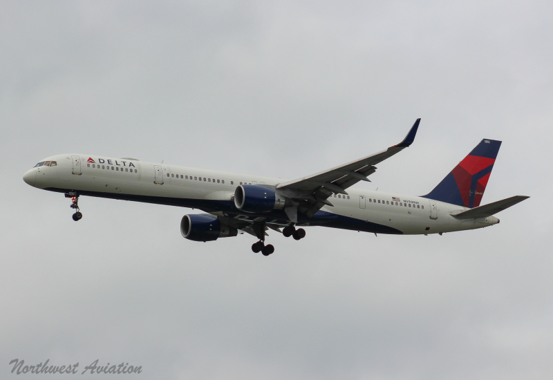 Photo of N590NW - Delta Airlines Boeing 757-300 at SEA on AeroXplorer Aviation Database