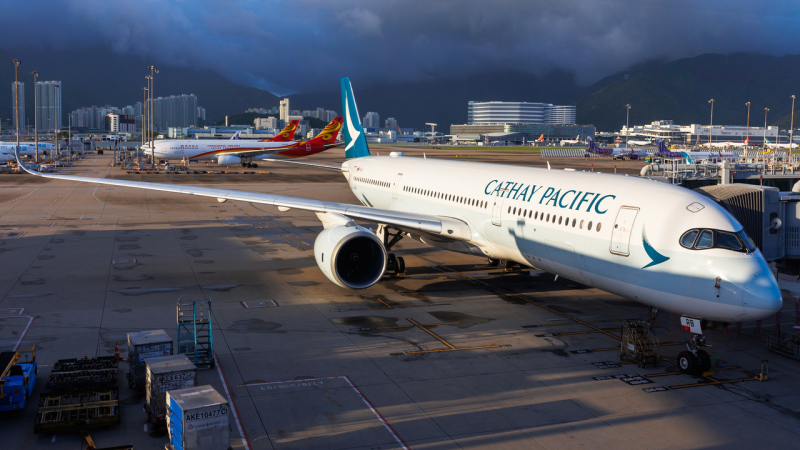Photo of B-LRB - Cathay Pacific Airbus A350-900 at HKG on AeroXplorer Aviation Database