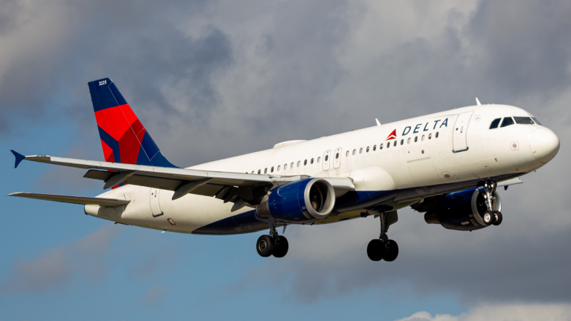 Photo of N325US - Delta Airlines Airbus A319 at MIA on AeroXplorer Aviation Database