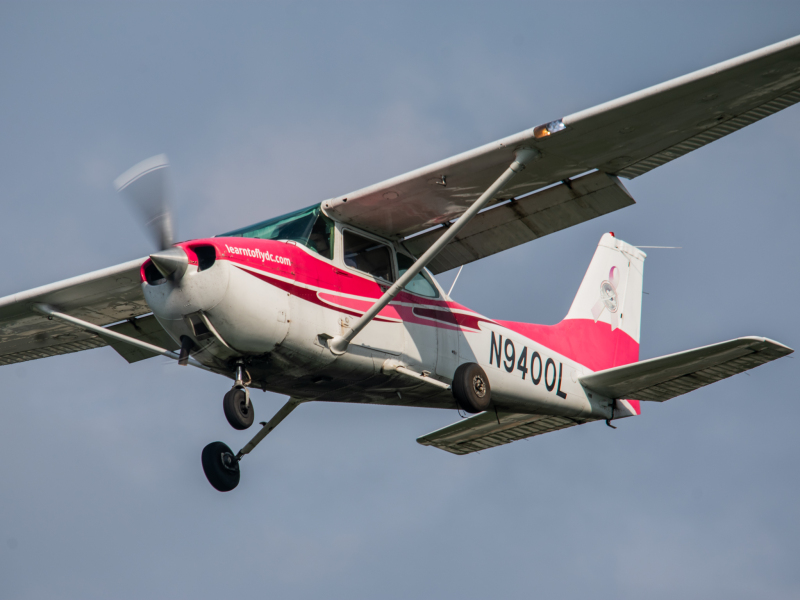 Photo of N9400L - PRIVATE Cessna 172 at GAI on AeroXplorer Aviation Database