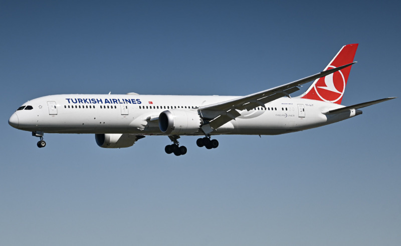 Photo of TC-LLY - Turkish Airlines Boeing 787-9 at ATL on AeroXplorer Aviation Database