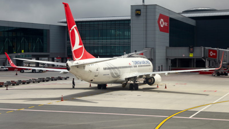 Photo of TC-JHV - Turkish Airlines Boeing 737-800 at IST on AeroXplorer Aviation Database