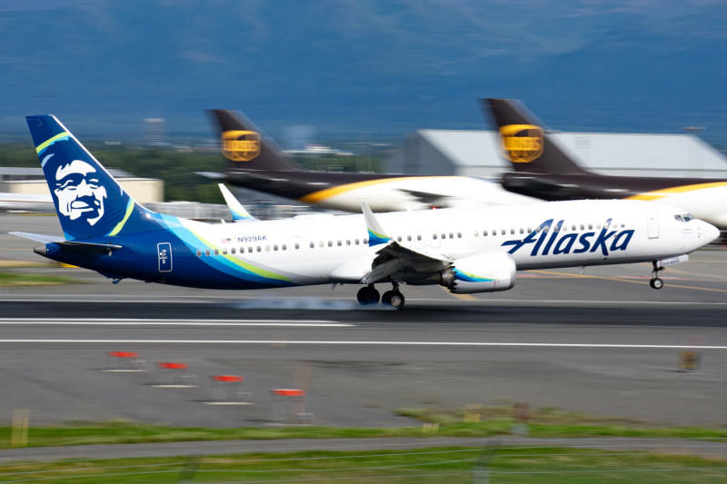 Photo of N929AK - Alaska Airlines Boeing 737 MAX 9 at ANC on AeroXplorer Aviation Database