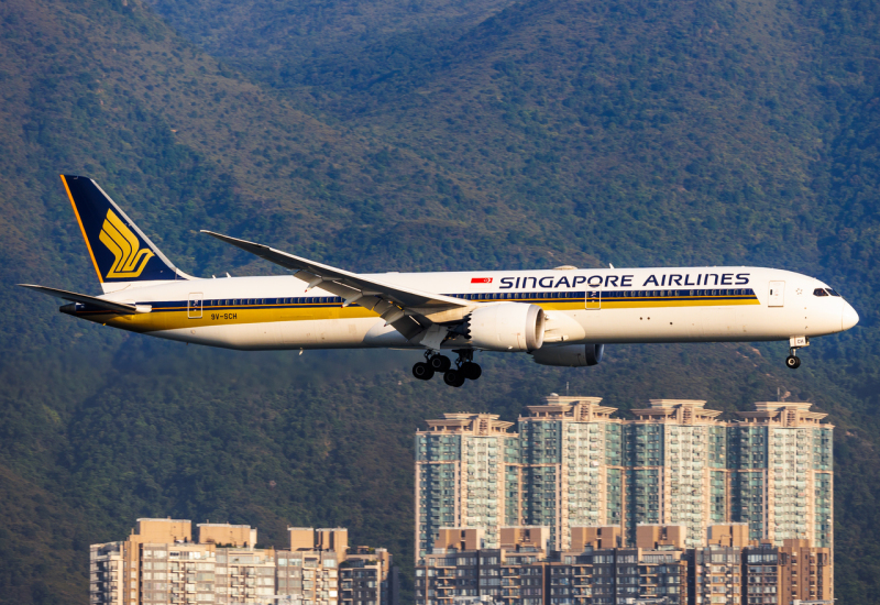 Photo of 9V-SCH - Singapore Airlines Boeing 787-10 at HKG on AeroXplorer Aviation Database