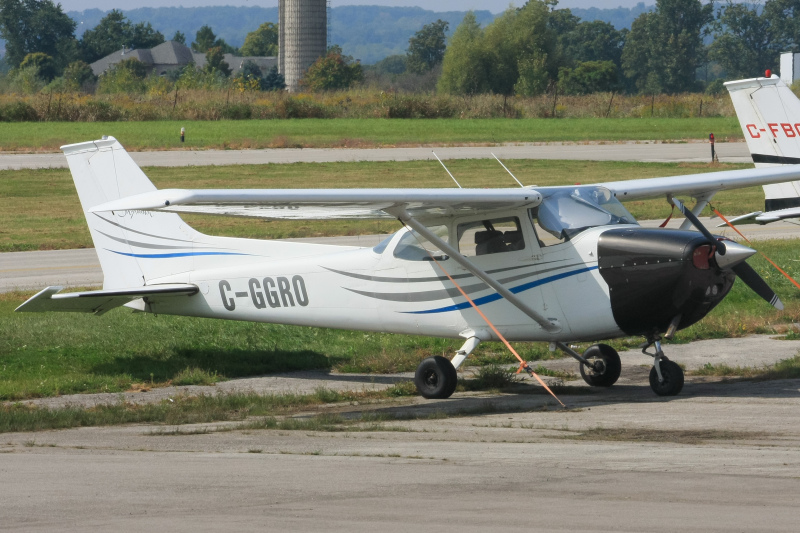 Photo of C-GGRO - PRIVATE Cessna 172 at CZBA on AeroXplorer Aviation Database