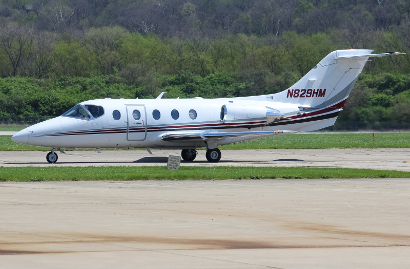 Photo of N829HM - PRIVATE  Beechcraft Hawker 400 at LUK on AeroXplorer Aviation Database