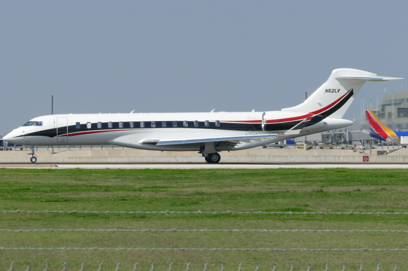 Photo of N62LV - PRIVATE Bombardier Global 7500 at AUS on AeroXplorer Aviation Database