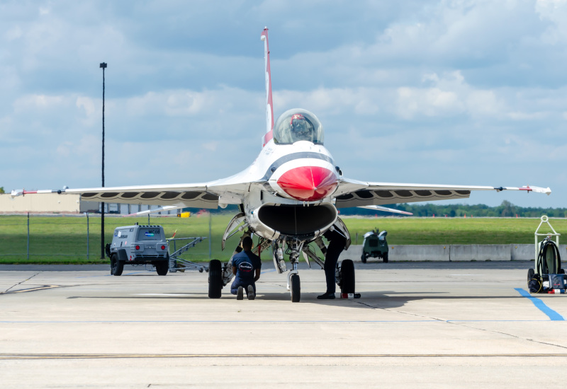 Photo of 910392  - USAF - United States Air Force General Dynamics F-16 Fighting Falcon at ACY on AeroXplorer Aviation Database