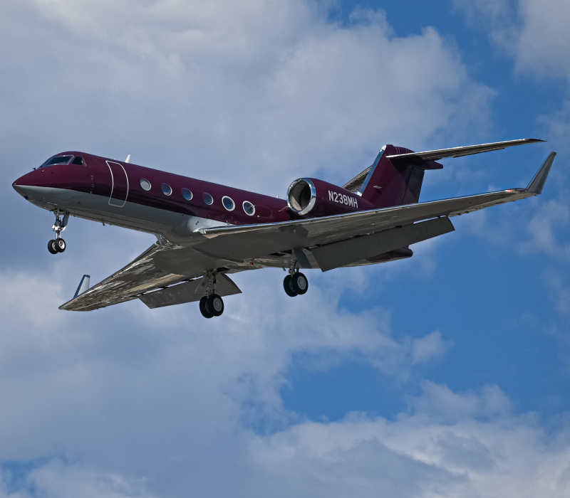Photo of N238MH - PRIVATE Gulfstream IV at KSAN on AeroXplorer Aviation Database
