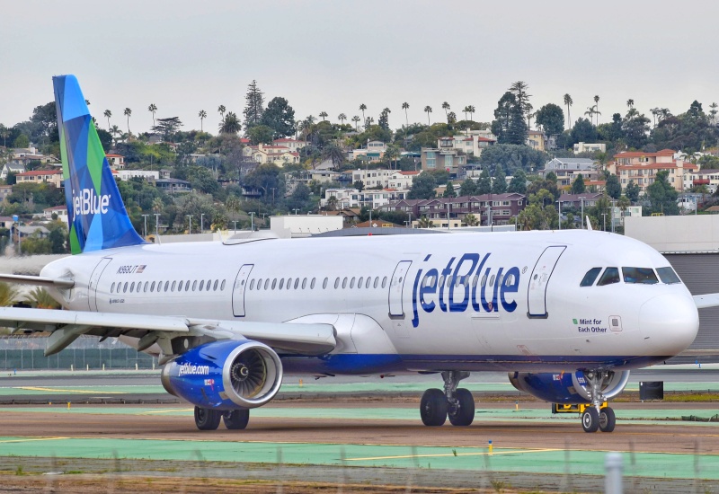 Photo of N968JT - JetBlue Airways Airbus A321-200 at SAN on AeroXplorer Aviation Database