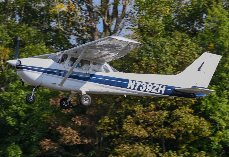 Photo of N739ZH - PRIVATE Cessna 172 at N14 on AeroXplorer Aviation Database