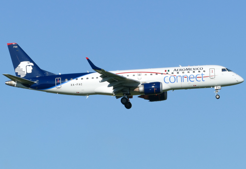 Photo of XA-FAC - Aeromexico Connect Embraer E190 at AUS on AeroXplorer Aviation Database