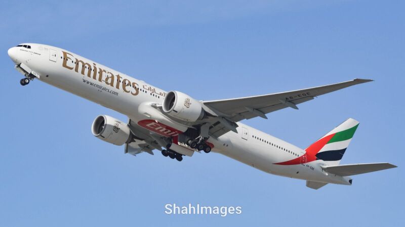 Photo of A6-EQE - Emirates Boeing 777-300ER at SFO on AeroXplorer Aviation Database