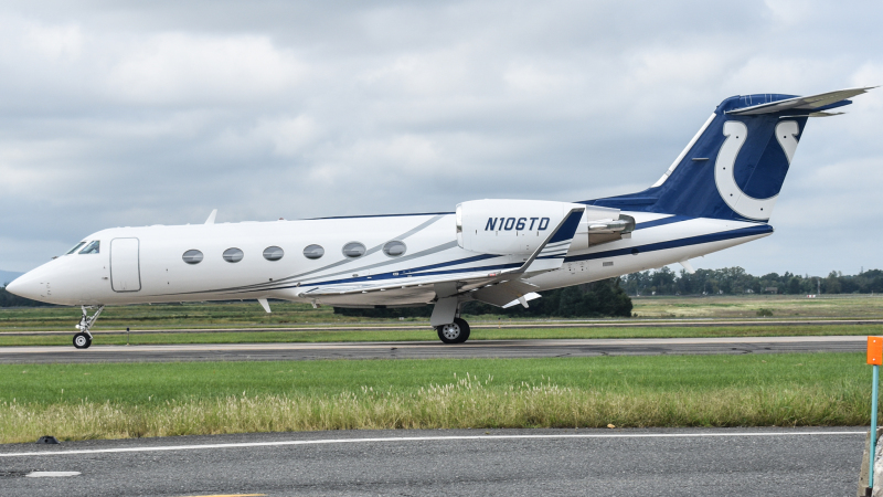 Photo of N106TD - PRIVATE Gulfstrean IV at IAD on AeroXplorer Aviation Database