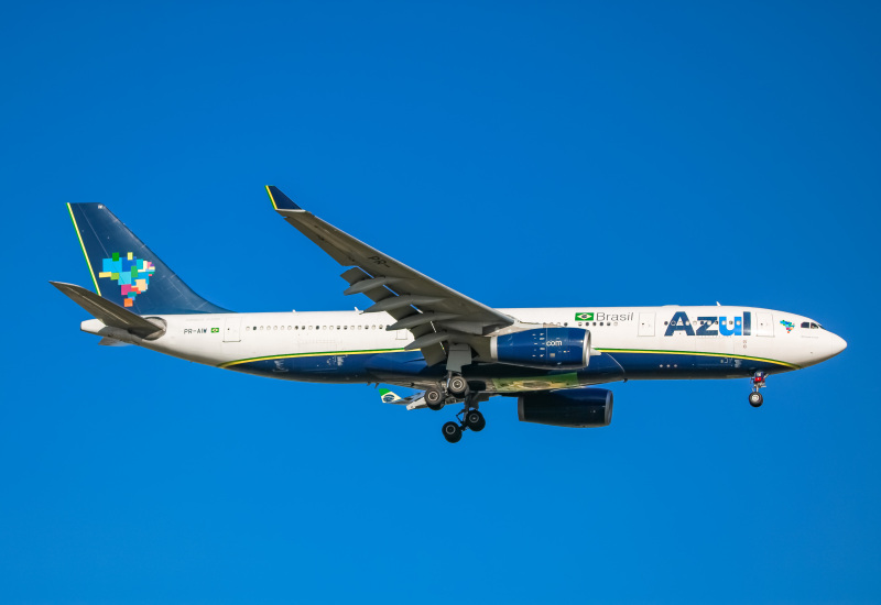 Photo of PR-AIW - Azul Airlines Airbus A330-200 at MCO on AeroXplorer Aviation Database