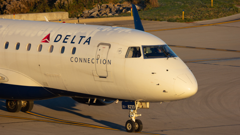 Photo of N233JQ - Delta Airlines Embraer E175 at CMH on AeroXplorer Aviation Database
