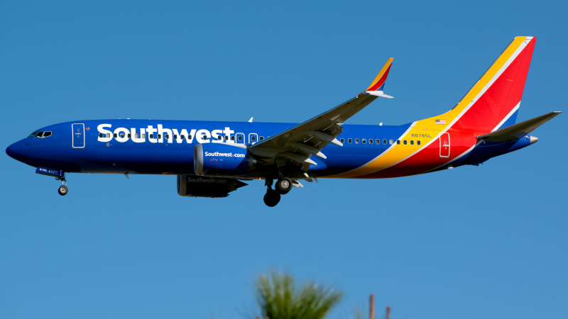 Photo of N8785L - Southwest Airlines Boeing 737-800 at MCO on AeroXplorer Aviation Database