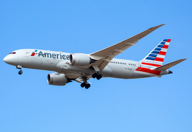 Photo of N803AL - American Airlines  Boeing 787-8 at ORD on AeroXplorer Aviation Database